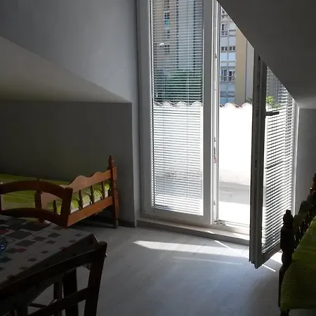 Guest house Gunjaca 3*